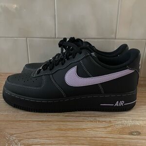 NEW Nike Air Force 1 ‘07 LV8 8.5
